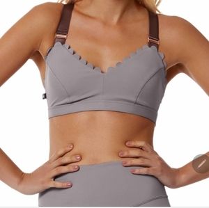 L'urv Scallop Hem Bra